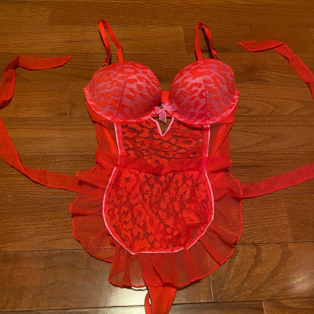 Red Lace Victoria Secret Lingerie 34C